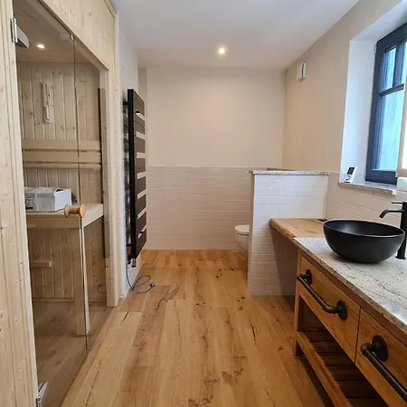 Ferienhaus Eveningwood - Dtv 5 Sterne Luxus Hüttenparadies, Blockhaus *