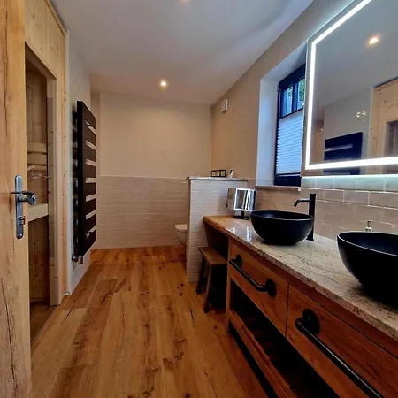 Eveningwood - Dtv 5 Sterne Luxus Huettenparadies, Blockhaus