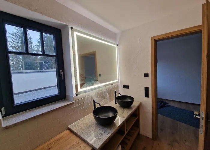 Eveningwood - Dtv 5 Sterne Luxus Hüttenparadies, Blockhaus Ferienhaus
